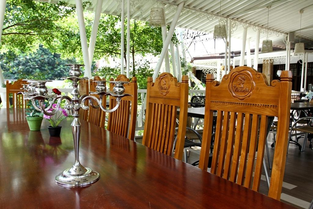 The Victoria Guesthouse Bandung Dış mekan fotoğraf